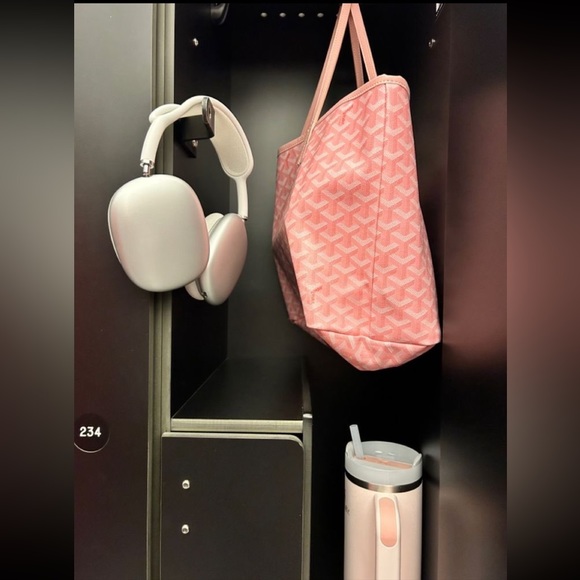 Meet your Posher, Ale - Picture 1 of 2